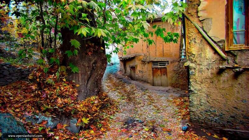 کوچه باغ های قدیمی روستای دهبار مشهد